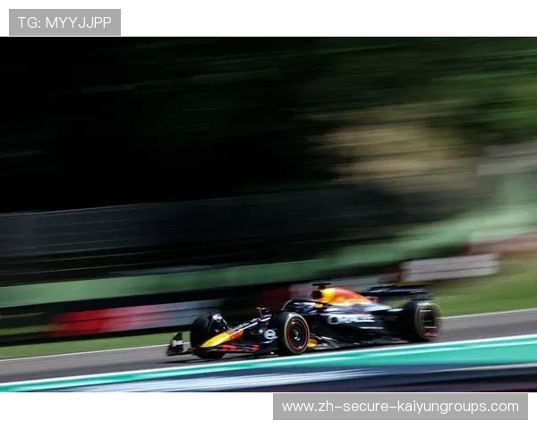 F1新一季首场比赛，维斯塔潘强势表现定下赛季基调